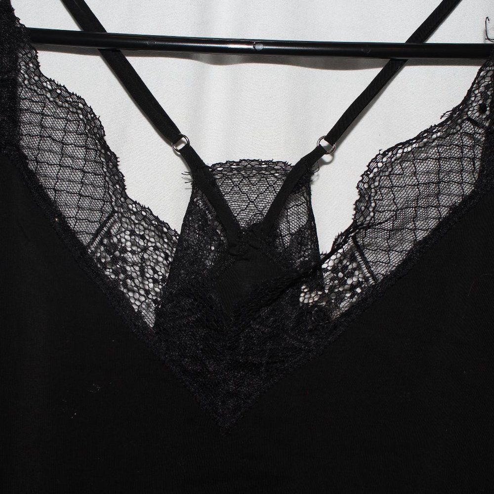 Black Lace Detailed Tank Top
